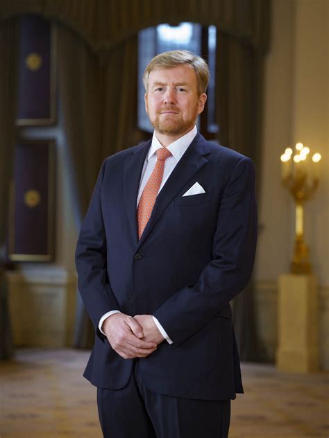 wie is koning willem alexander